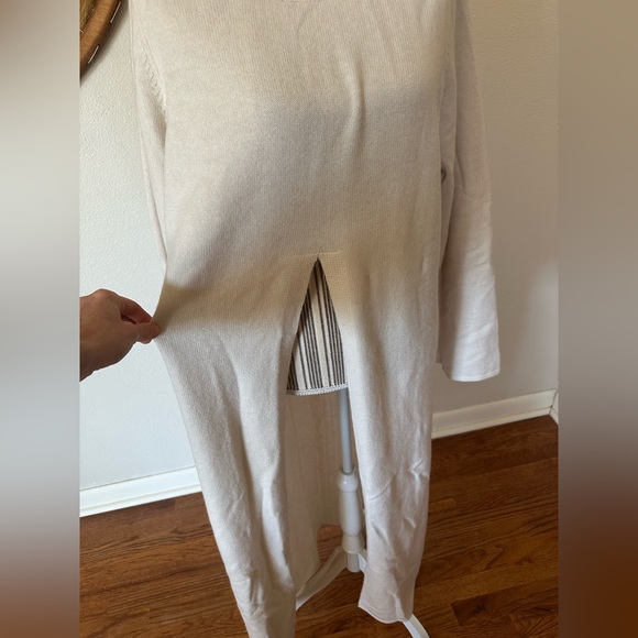 Athleta Alicia Keys Free To Roam Cream Turtleneck Sweater Oversize Cashmere M - Picture 6 of 14